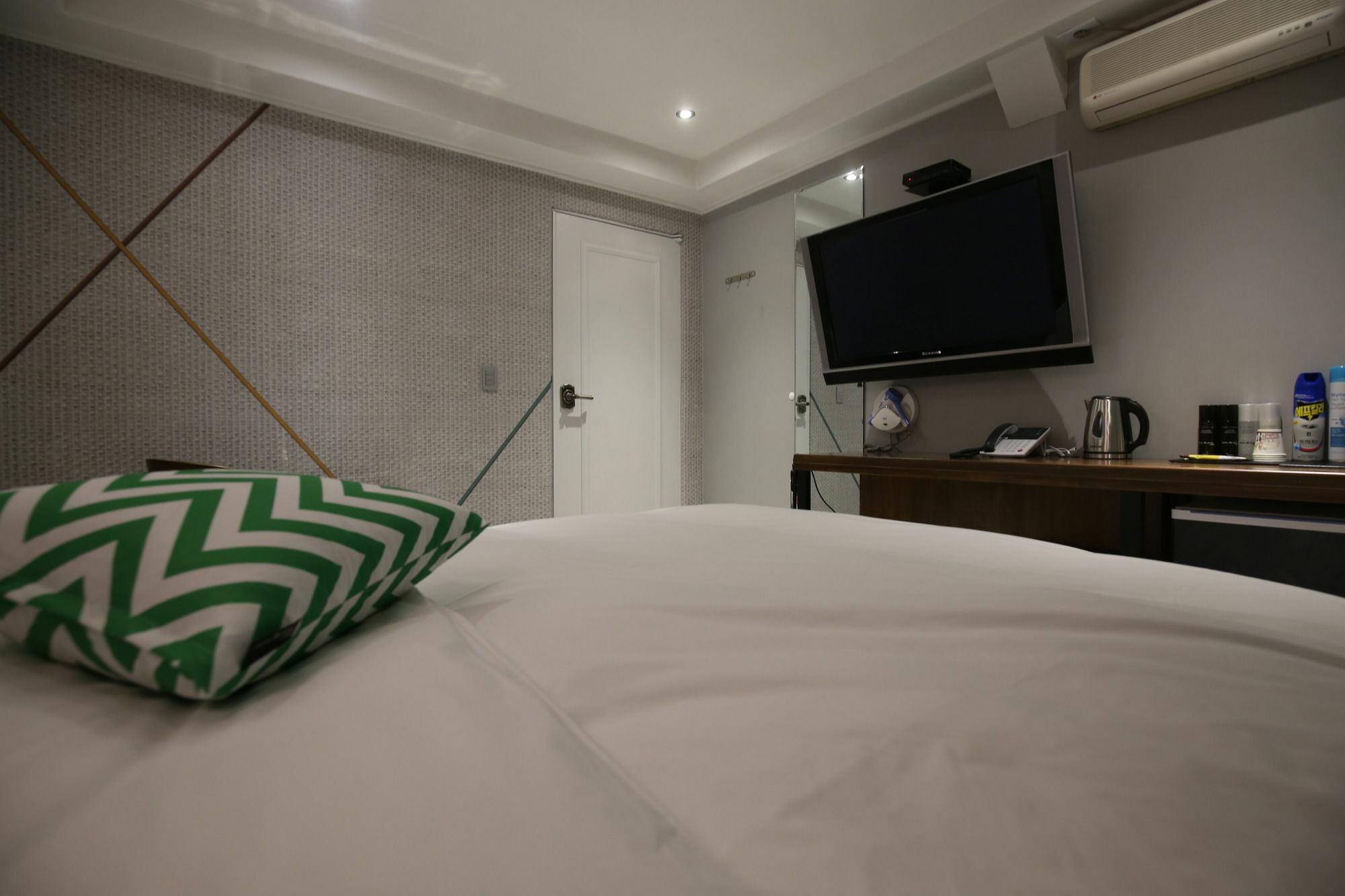 Hotel Blanc In Cheongju Exterior photo
