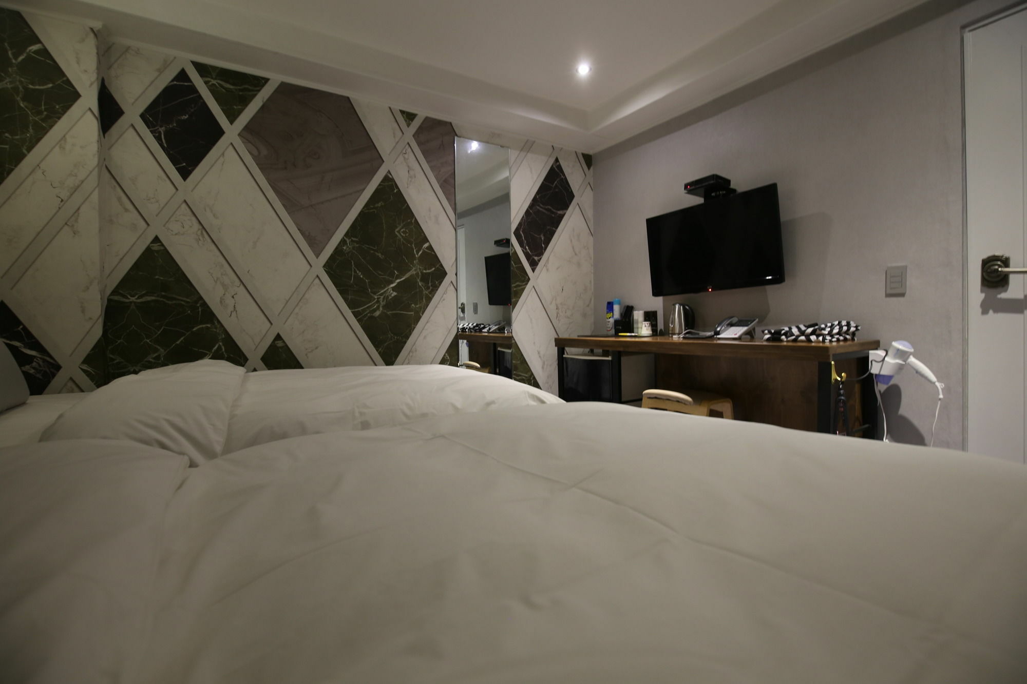 Hotel Blanc In Cheongju Exterior photo